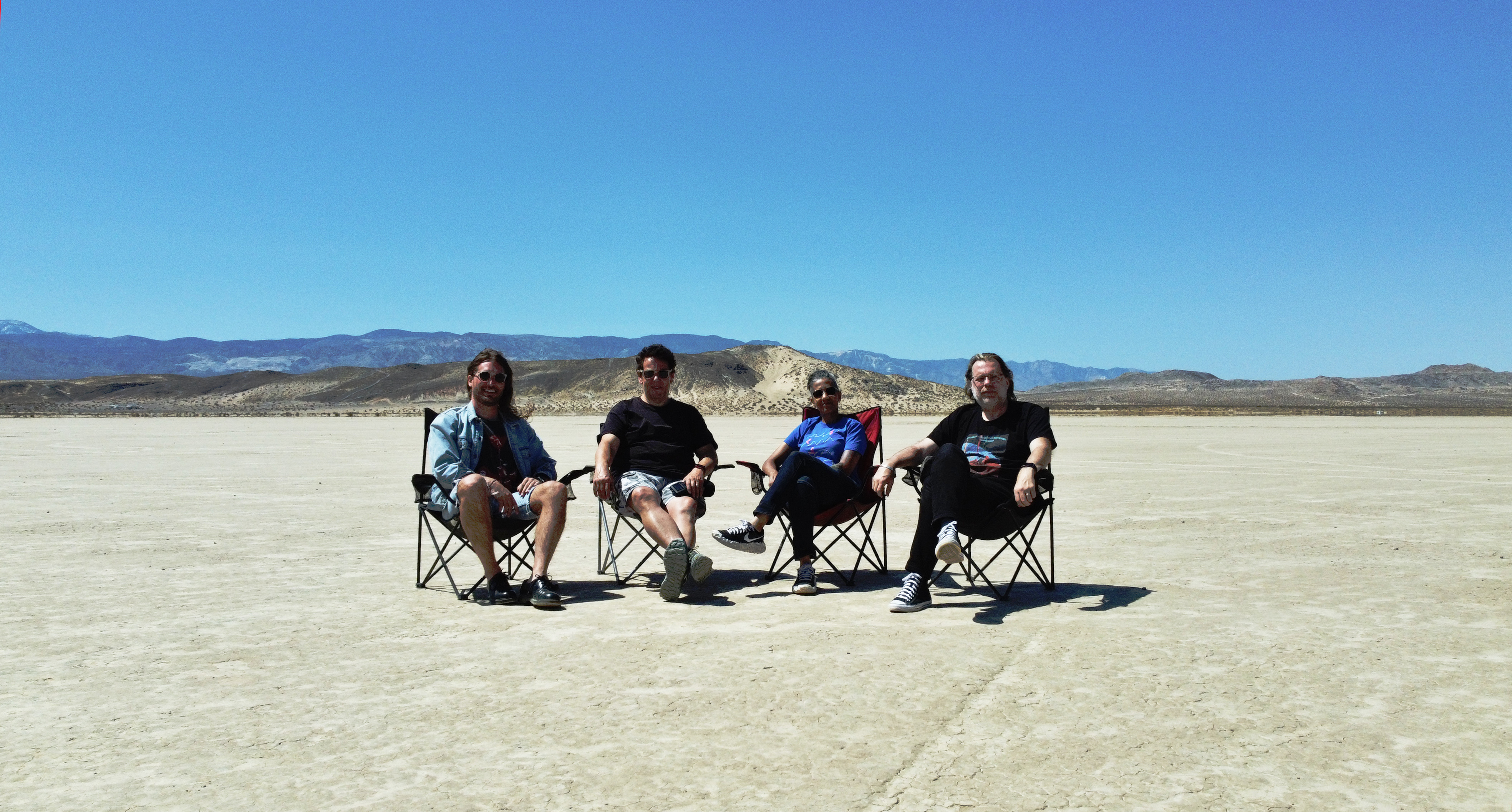 MCV at Soggy Dry Lake - From Left to Right: Hugo Paris, Joachim Garraud, Trovarsi, Franck Martin - Photographer: Atrin Studio